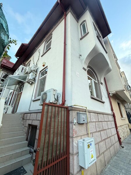 Mosilo, Foisorul de Foc, vila de inchiriat - clinica, after school etc.