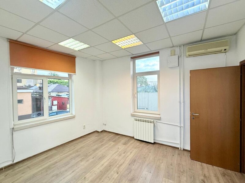 Mosilo, Foisorul de Foc, vila de inchiriat - clinica, after school etc.