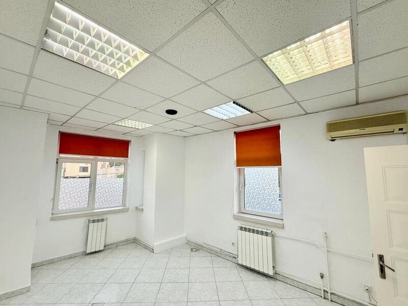 Mosilo, Foisorul de Foc, vila de inchiriat - clinica, after school etc.