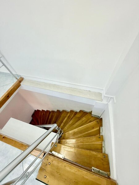 Mosilo, Foisorul de Foc, vila de inchiriat - clinica, after school etc.